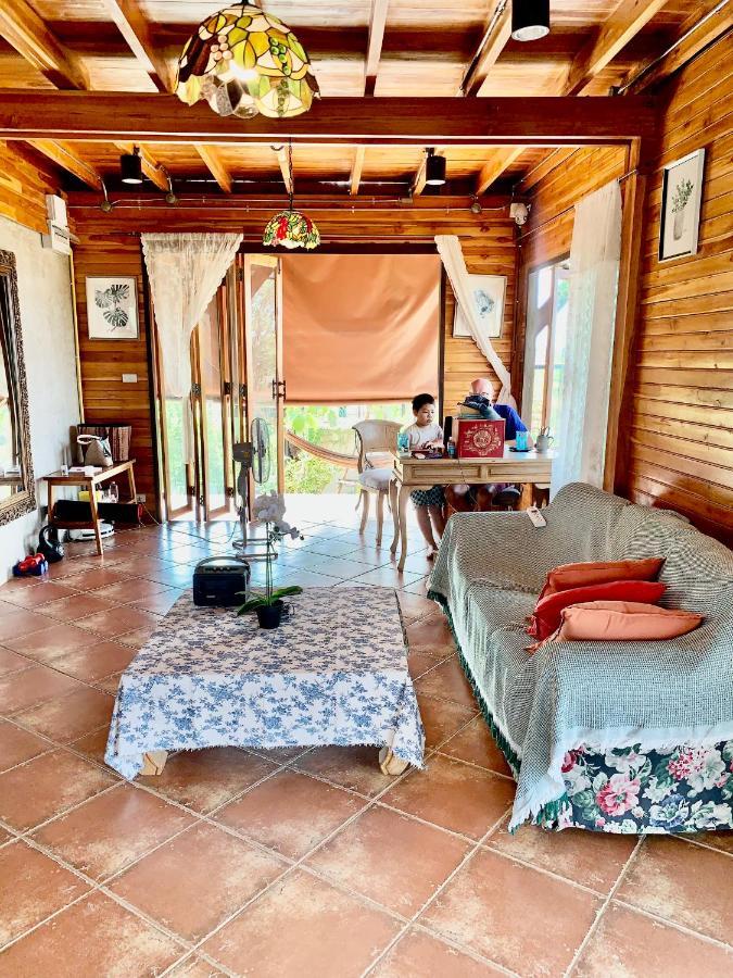 Ban Wang Muang Rang Robin Farmstay For 4 With Pool المظهر الخارجي الصورة